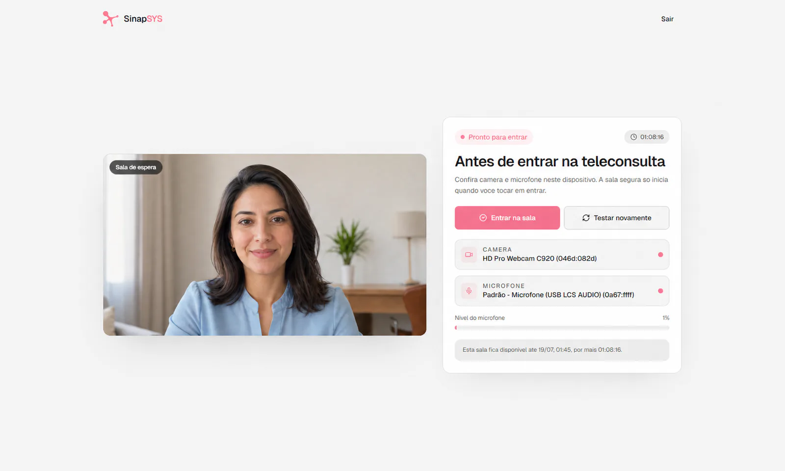 Sala de espera da teleconsulta do SinapSYS com uma pessoa fictícia na câmera e verificação de microfone